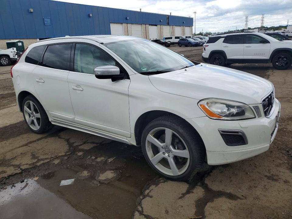 2011 Volvo Xc60 VIN YV4952DZ7B2202948 COPART salvage auction — SIDE, Mi - Certificate Of Title, sold $800 on 2026-07-24 (photo 4)