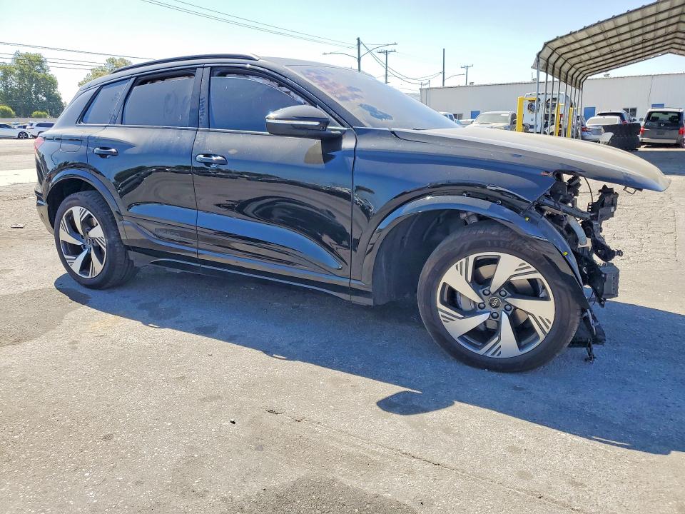 2025 Audi Q6 VIN WA124BGF0SA033106 COPART salvage auction — FRONT END, Ca - Salvage Certificate, sold $7,300 on 2026-09-14 (photo 4)