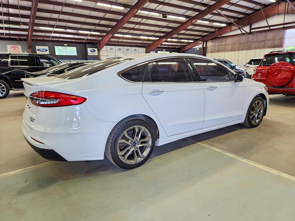 2020 Ford Fusion VIN 3FA6P0RU4LR100186 COPART salvage auction — FRONT END, Va - Certificate Of Title, sold $7,100 on 2026-07-24 (photo 3)
