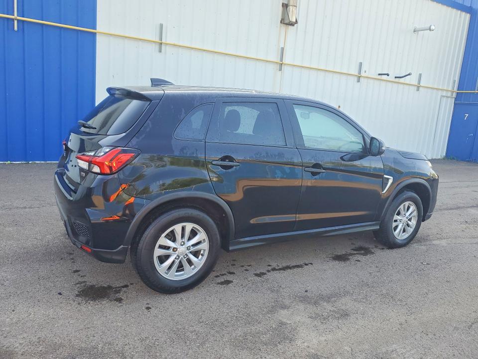 2023 Mitsubishi Rvr VIN JA4AJVAW4PU604956 COPART salvage auction — NORMAL WEAR, Nb - Clean Title (P), sold $17,400 on 2026-07-15 (photo 3)