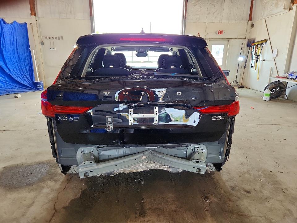 2025 Volvo Xc60 VIN YV4M12RC8S1002760 COPART salvage auction — REAR END, Ky - Cert Of Title-Salvage, sold $15,300 on 2026-08-17 (photo 6)