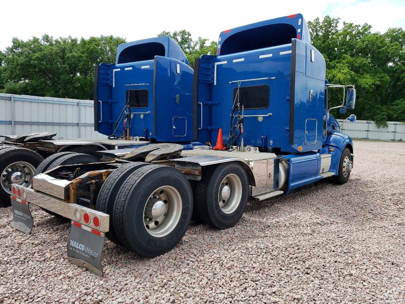 2014 Peterbilt 384 VIN 1XPVDP9X6ED239554 COPART salvage auction — MINOR DENT/SCRATCHES, IL - CERTIFICATE OF TITLE, sold $9,800 on 2026-07-07 (photo 4)