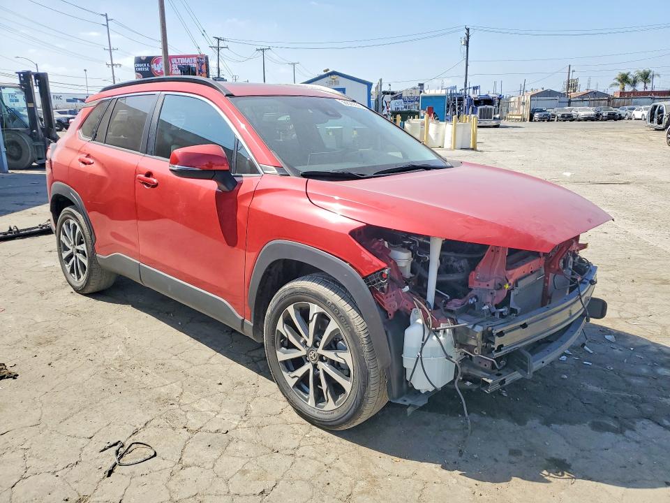 2022 Toyota Corolla cross VIN 7MUDAABG4NV024147 COPART salvage auction — REAR END, Ca - Salvage Certificate, sold $6,600 on 2026-07-23 (photo 4)