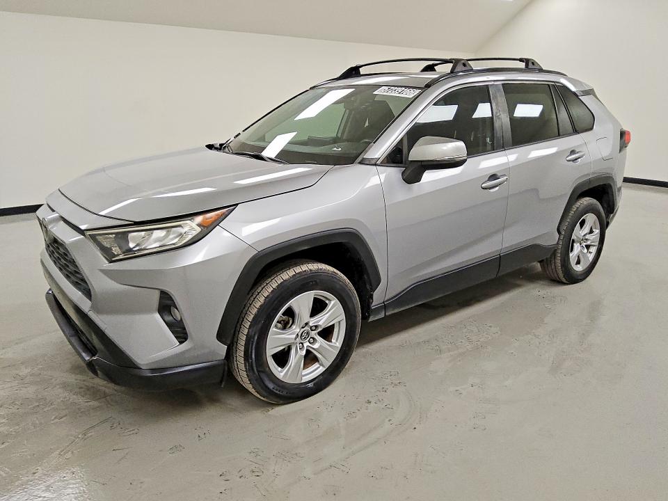 2019 Toyota Rav4 VIN JTMW1RFVXKD032156 COPART salvage auction — MINOR DENT/SCRATCHES, Tx - Certificate Of Title, sold $17,200 on 2026-07-09 (photo 1)