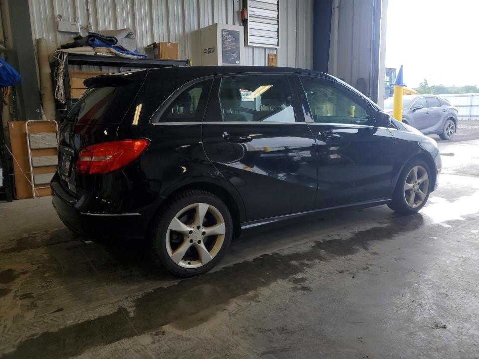 2013 Mercedes-benz B-class VIN WDDMH4EB4DJ153434 COPART salvage auction — SIDE, On - Permit No Brand - Unfit, sold $400 on 2026-07-02 (photo 3)
