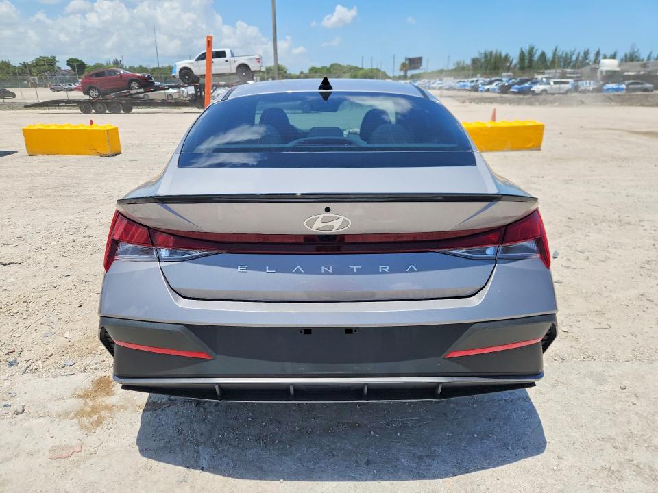 2025 Hyundai Elantra VIN KMHLM4DG6SU031485 COPART salvage auction — FRONT END, Fl - Certificate Of Destruction, sold $6,300 on 2026-07-14 (photo 6)