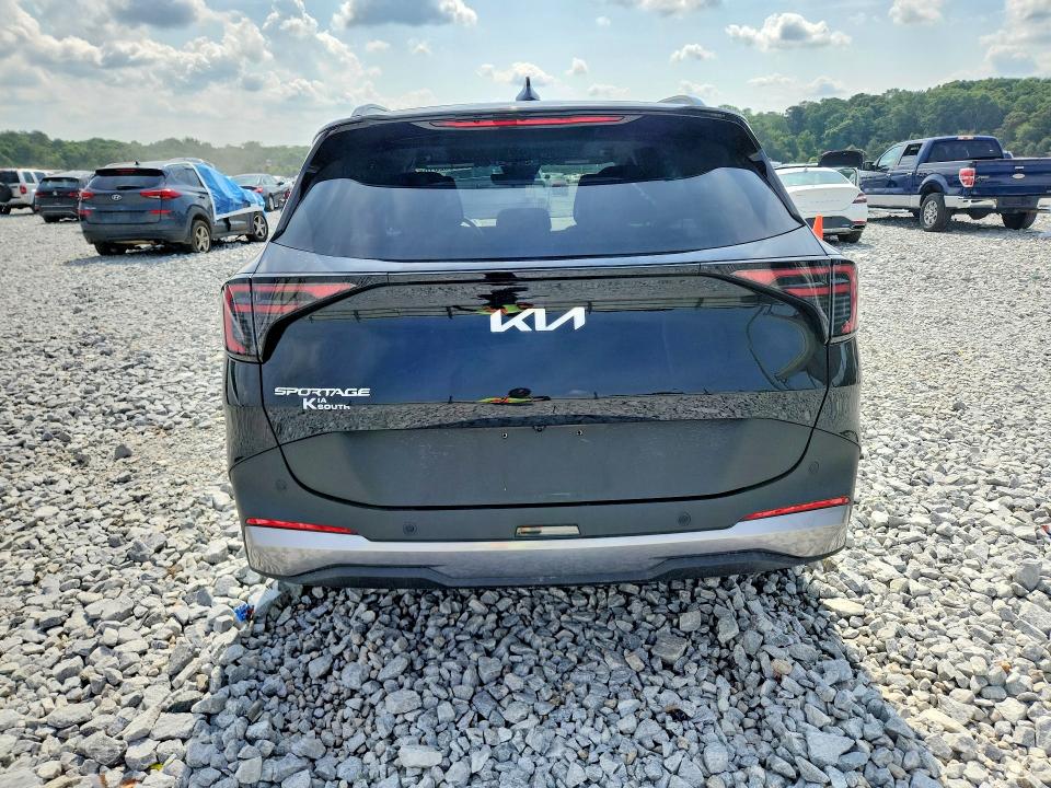 2026 Kia Sportage VIN 5XYK33DF2TG413066 COPART salvage auction — SIDE, Ga - Cert Of Title-Salvage, sold $12,500 on 2026-08-28 (photo 6)
