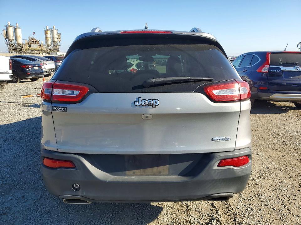 2015 Jeep Cherokee VIN 1C4PJLCS0FW616751 COPART salvage auction — MECHANICAL, Ca - Dis/Dlr/Exp Only Clean Title, sold $975 on 2026-07-10 (photo 6)