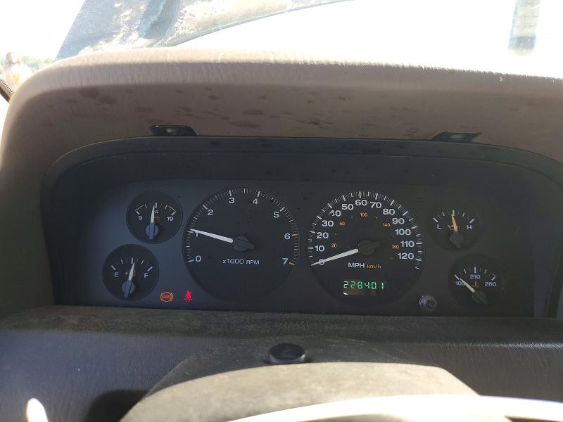2004 Jeep Cherokee VIN 1J4GW48S84C227039 COPART salvage auction — FRONT END, Nc - Salvage Certificate Of Title, sold $225 on 2026-07-22 (photo 9)