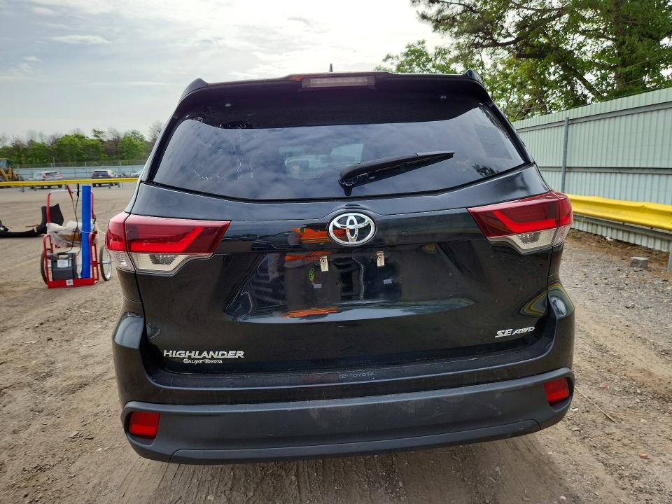 2019 Toyota Highlander VIN 5TDJZRFH9KS622317 COPART salvage auction — MINOR DENT/SCRATCHES, VA - CERTIFICATE OF TITLE, sold $13,500 on 2026-07-27 (photo 6)