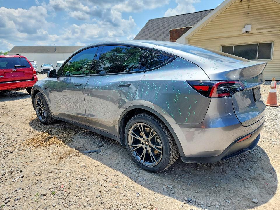 2024 Tesla Model y VIN 7SAYGAEE7RF209701 COPART salvage auction — HAIL, Oh - Cert Of Title-Salvage, sold $12,200 on 2026-07-29 (photo 2)