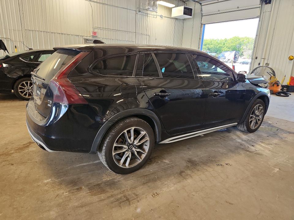 2018 Volvo V60 VIN YV440MWK3J2056440 COPART salvage auction — FRONT END, Mn - Cert Of Title-Salvage, sold $325 on 2026-08-11 (photo 3)