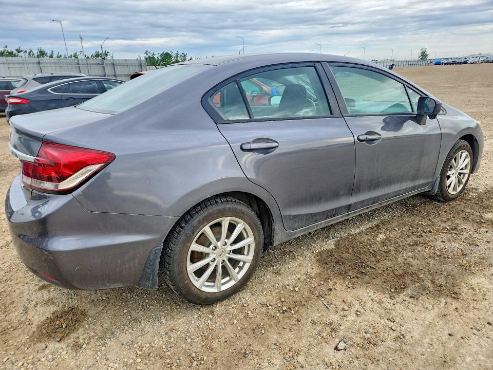 2015 Honda VIN 2HGFB2F57FH002871 COPART salvage auction — SIDE, AB - BOS - SALVAGE, sold $5,800 on 2026-07-02 (photo 3)