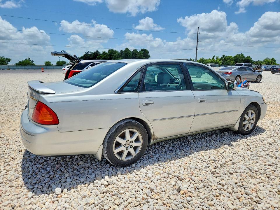 2001 Toyota Avalon VIN 4T1BF28BX1U132679 COPART salvage auction — FRONT END, Tx - Salvage Vehicle Title, sold $475 on 2026-07-09 (photo 3)