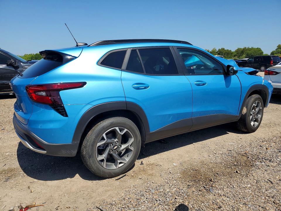 2025 Chevrolet VIN KL77LHEP5SC051812 COPART salvage auction — FRONT END, Tx - Salvage Vehicle Title, sold $2,200 on 2026-07-22 (photo 3)