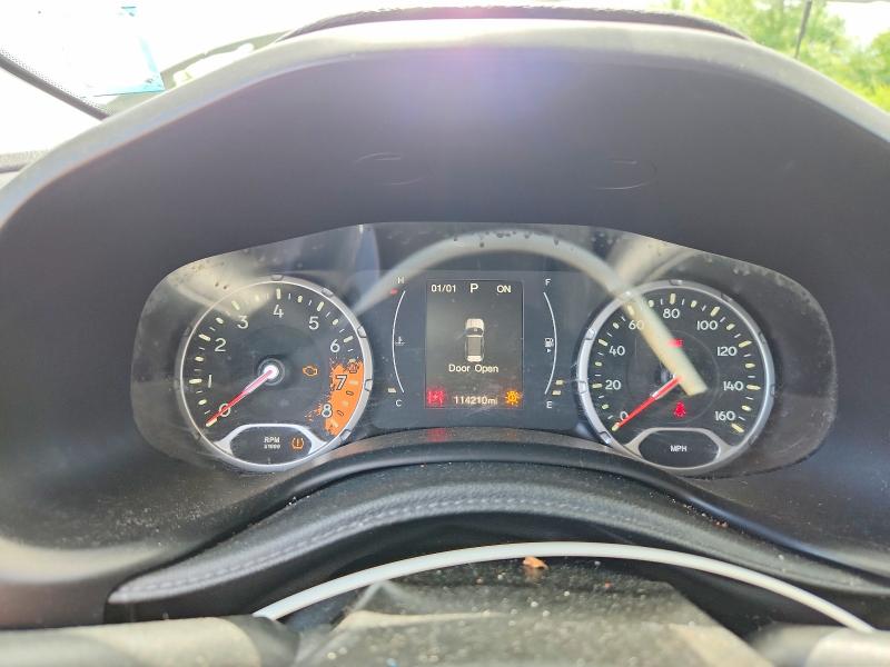 2016 Jeep Renegade VIN ZACCJBBT5GPC43286 COPART salvage auction — MINOR DENT/SCRATCHES, Fl - Certificate Of Title, sold $2,300 on 2026-07-10 (photo 9)
