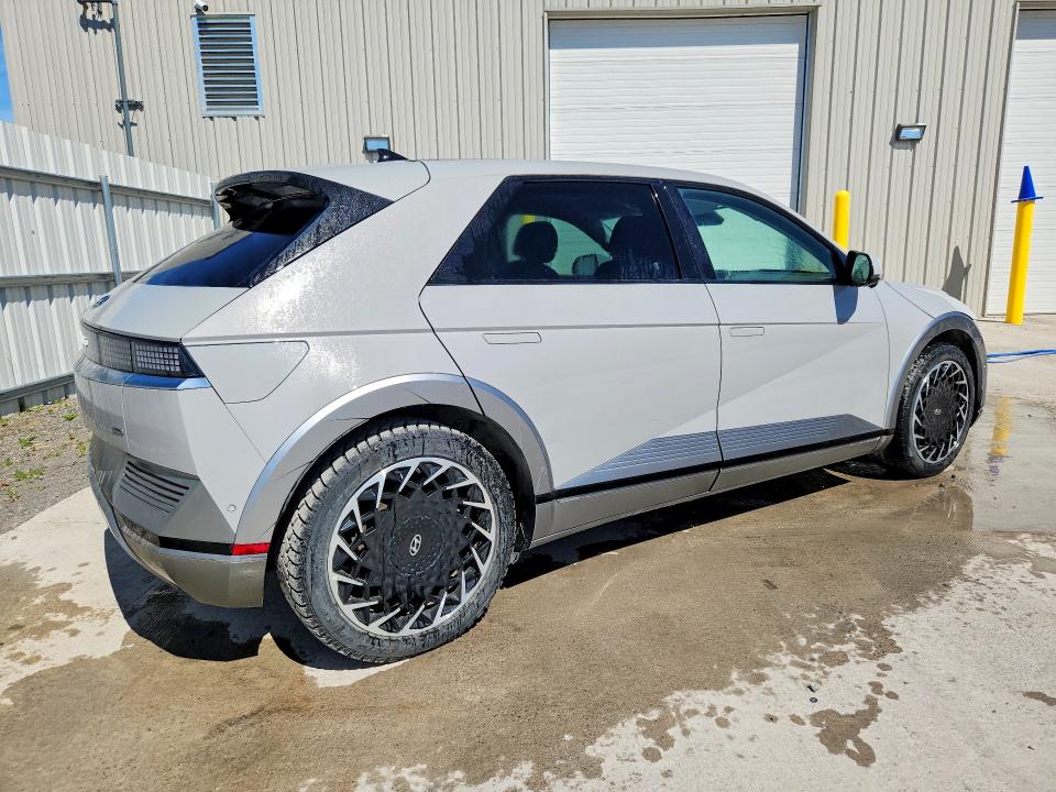 2024 Hyundai Ioniq 5 VIN KM8KRDDFXRU304409 COPART salvage auction — MINOR DENT/SCRATCHES, On - Permit No Brand - Unfit (P), sold $30,500 on 2026-07-03 (photo 3)