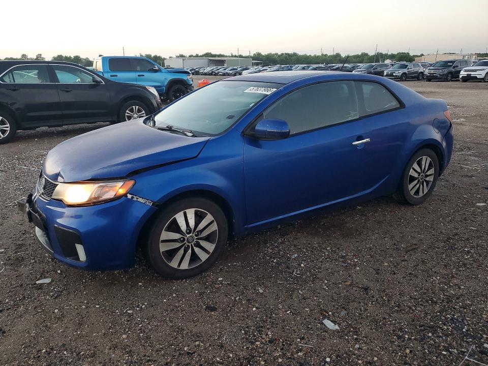 2013 Kia Forte VIN KNAFU6A24D5670660 COPART salvage auction — FRONT END, Tx - Salvage Vehicle Title, sold $875 on 2026-07-09 (photo 1)