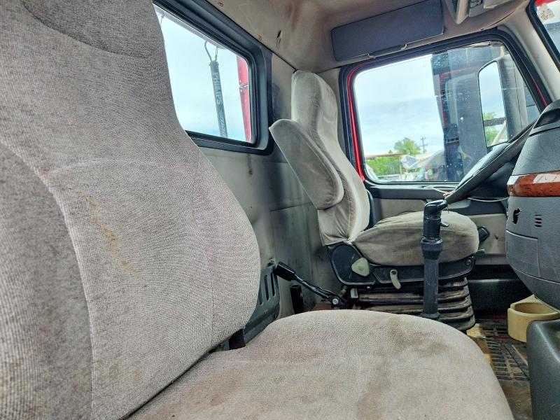 2012 Volvo Vnm VIN 4V4MC9EH1CN550749 COPART salvage auction — MINOR DENT/SCRATCHES, Tn - Certificate Of Title, sold $2,200 on 2026-07-07 (photo 6)