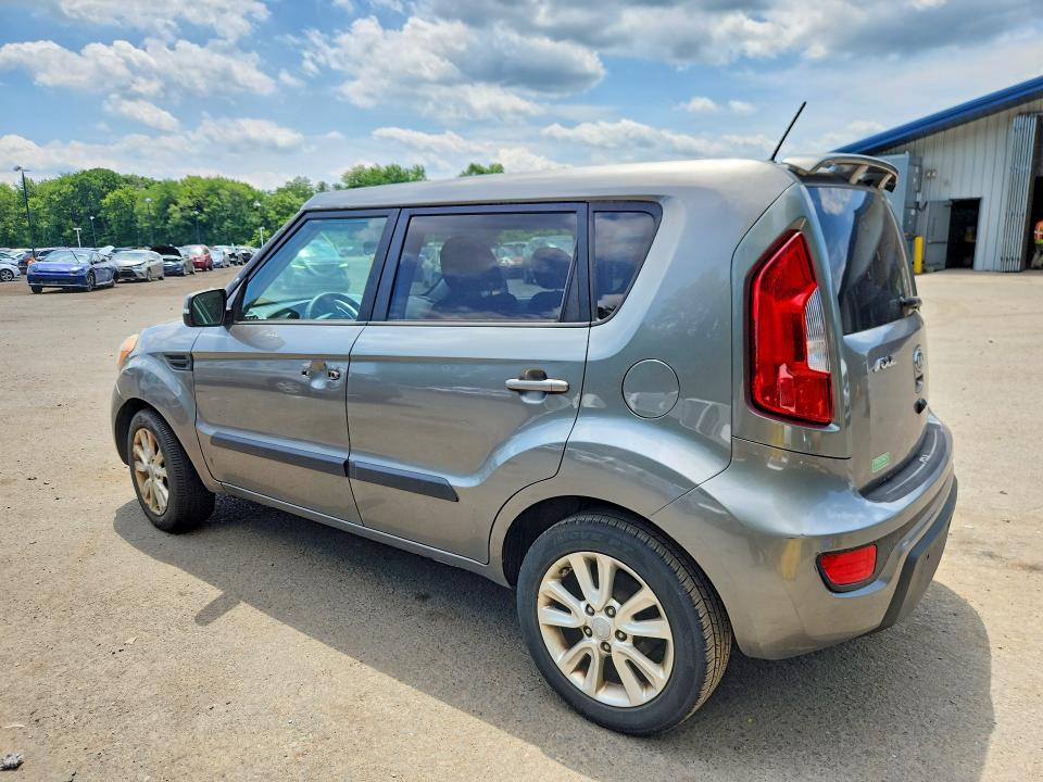 2012 Kia Soul VIN KNDJT2A6XC7415834 COPART salvage auction — VANDALISM, CT - CERT OF TITLE-SALVAGE, sold $475 on 2026-07-02 (photo 2)