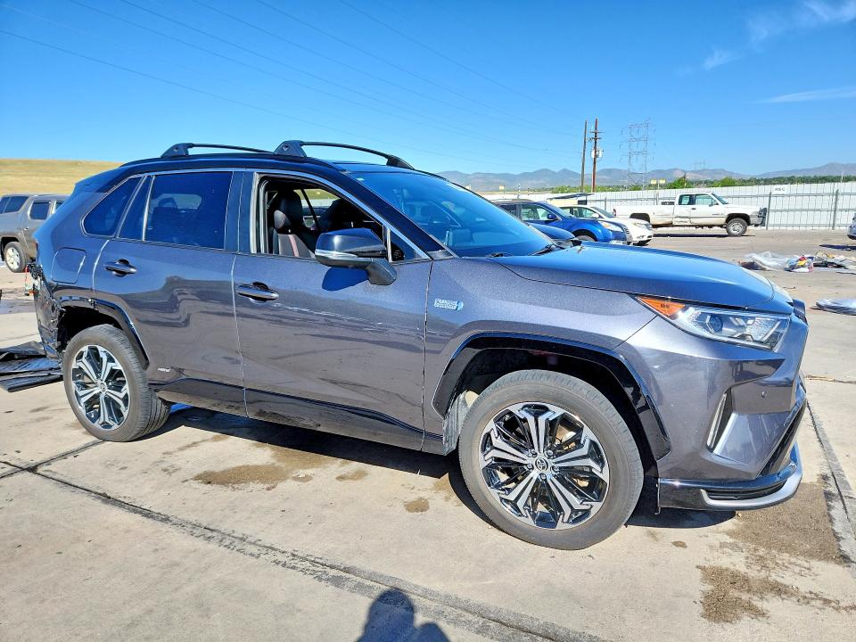 2021 Toyota Rav 4 VIN JTMFB3FV2MD035758 COPART salvage auction — REAR END, CO - PUBLIC - SALVAGE TITLE, sold $20,400 on 2026-07-27 (photo 4)