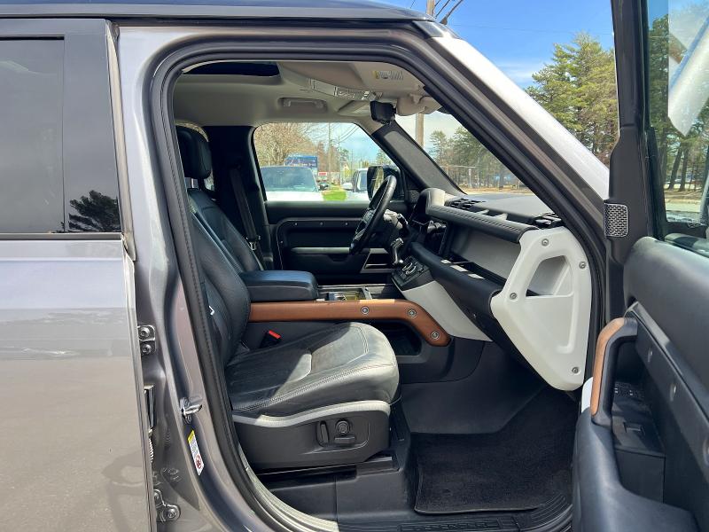 2020 Land rover Defender VIN SALE97EU9L2016067 COPART salvage auction — MINOR DENT/SCRATCHES, Fl - Certificate Of Title (P), sold $27,750 on 2026-07-08 (photo 6)