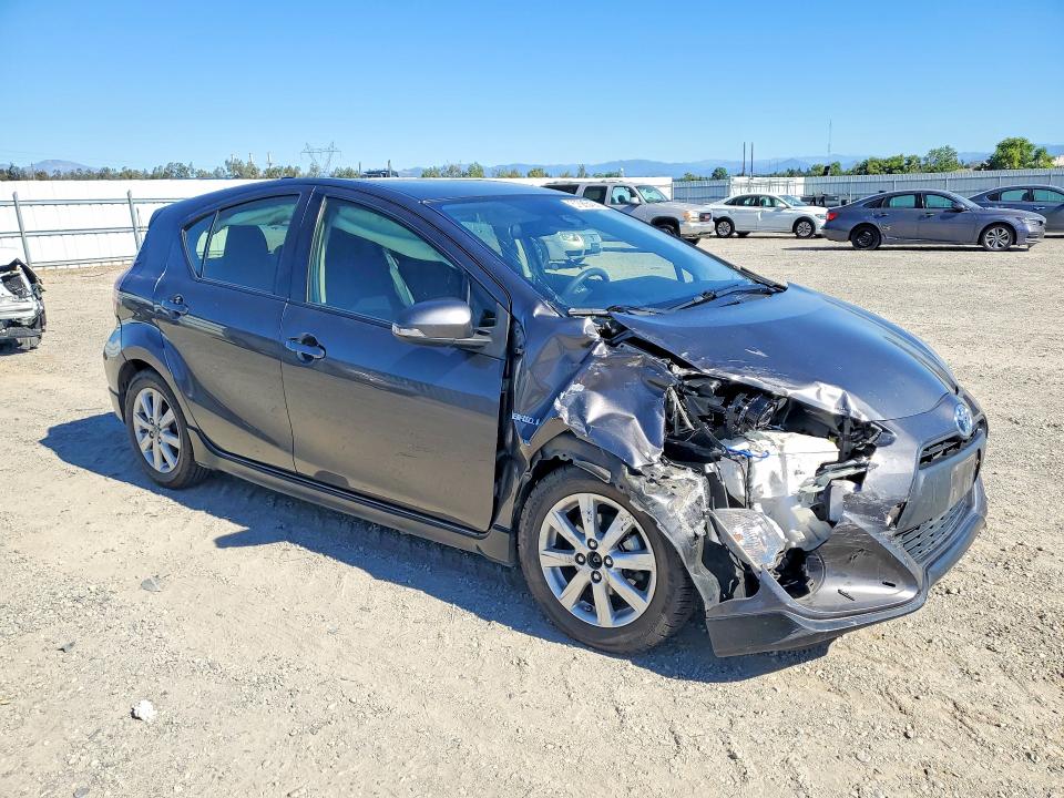 2017 Toyota Prius c VIN JTDKDTB37H1595134 COPART salvage auction — FRONT END, CA - SALVAGE CERTIFICATE, sold $2,000 on 2026-07-02 (photo 4)