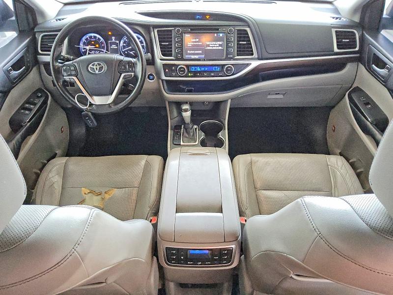 2014 Toyota Highlander VIN 5TDYKRFH4ES032727 COPART salvage auction — MINOR DENT/SCRATCHES, FL - CERTIFICATE OF TITLE, sold $7,750 on 2026-07-11 (photo 8)