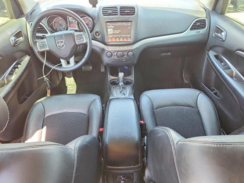 2019 Dodge Journey VIN 3C4PDDGG6KT739120 COPART salvage auction — HAIL, CO - CERTIFICATE OF TITLE, sold $7,700 on 2026-07-28 (photo 8)
