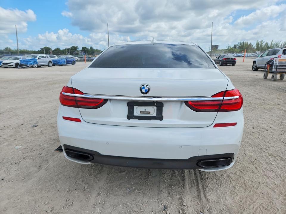 2016 BMW 7er VIN WBA7E2C58GG547860 COPART salvage auction — MINOR DENT/SCRATCHES, Fl - Certificate Of Title (P), sold $9,500 on 2026-07-10 (photo 6)