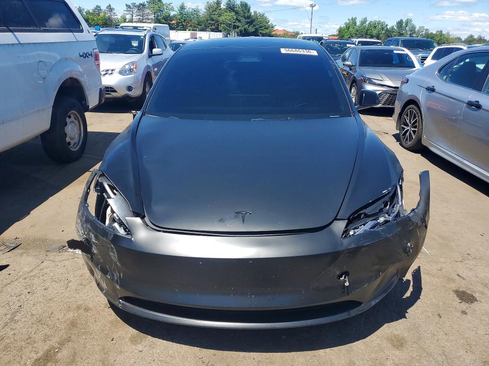 2024 Tesla Model 3 VIN 5YJ3E1EB2RF819024 COPART salvage auction — SIDE, Salvage Title, sold $13,300 on 2026-07-17 (photo 5)