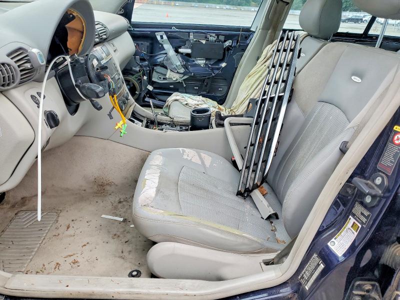 2006 Mercedes-benz C class VIN WDBRF76J26F777606 COPART salvage auction — STRIPPED, Wa - Vehicle Cert Of Ownership-Titl, sold $125 on 2026-07-27 (photo 7)