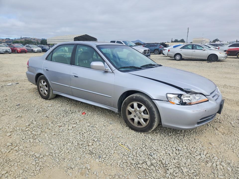 2001 Honda Accord VIN JHMCG66061C021551 COPART salvage auction — FRONT END, CA - SALVAGE CERTIFICATE, sold $850 on 2026-07-14 (photo 4)