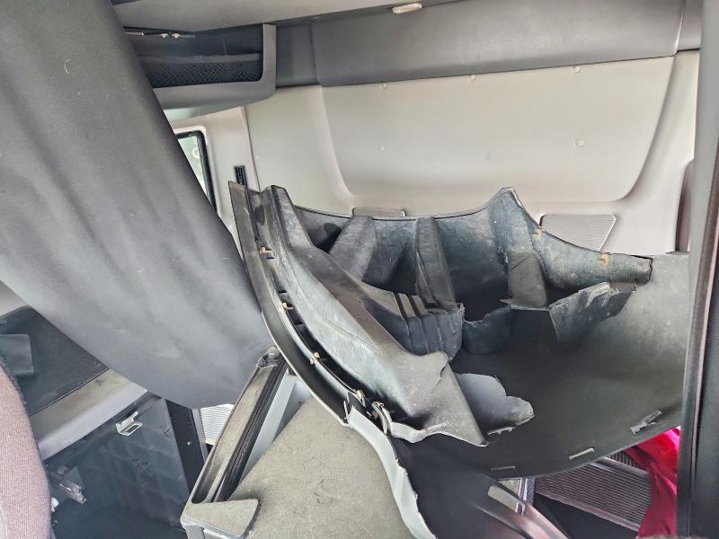 2024 International VIN 3HSDZAPR0RN328385 COPART salvage auction — SIDE, Il - Salvage Certificate, sold $14,300 on 2026-08-27 (photo 6)