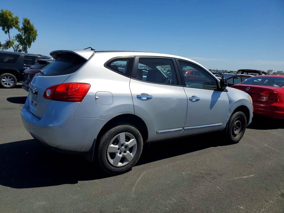 2011 Nissan Rogue sport VIN JN8AS5MT8BW165167 COPART salvage auction — MECHANICAL, Ca - Dis/Dlr/Exp Only Lien Papers, sold $500 on 2026-07-06 (photo 3)