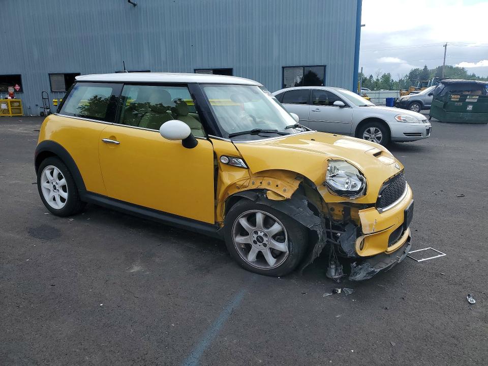 2008 Mini Cooper VIN WMWMF73538TV36299 COPART salvage auction — FRONT END, OR - SALVAGE TITLE CERTIFICATE, sold $725 on 2026-08-19 (photo 4)