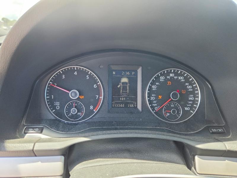 2015 Volkswagen Eos VIN WVWBW8AH4FV000038 COPART salvage auction — FRONT END, Fl - Cert Of Title Slvg Rebuildable, sold $1,300 on 2026-07-14 (photo 9)