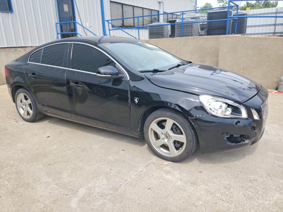 2012 Volvo VIN YV1622FS4C2028458 COPART salvage auction — FRONT END, Ky - Cert Of Title-Salvage, sold $350 on 2026-07-15 (photo 4)