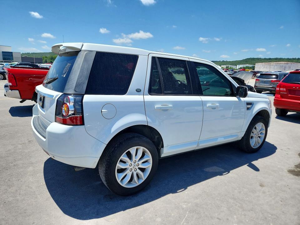 2013 Land rover Lr2 VIN SALFR2BG6DH365644 COPART salvage auction — MECHANICAL, Ok - Certificate Of Title, sold $1,900 on 2026-07-10 (photo 3)