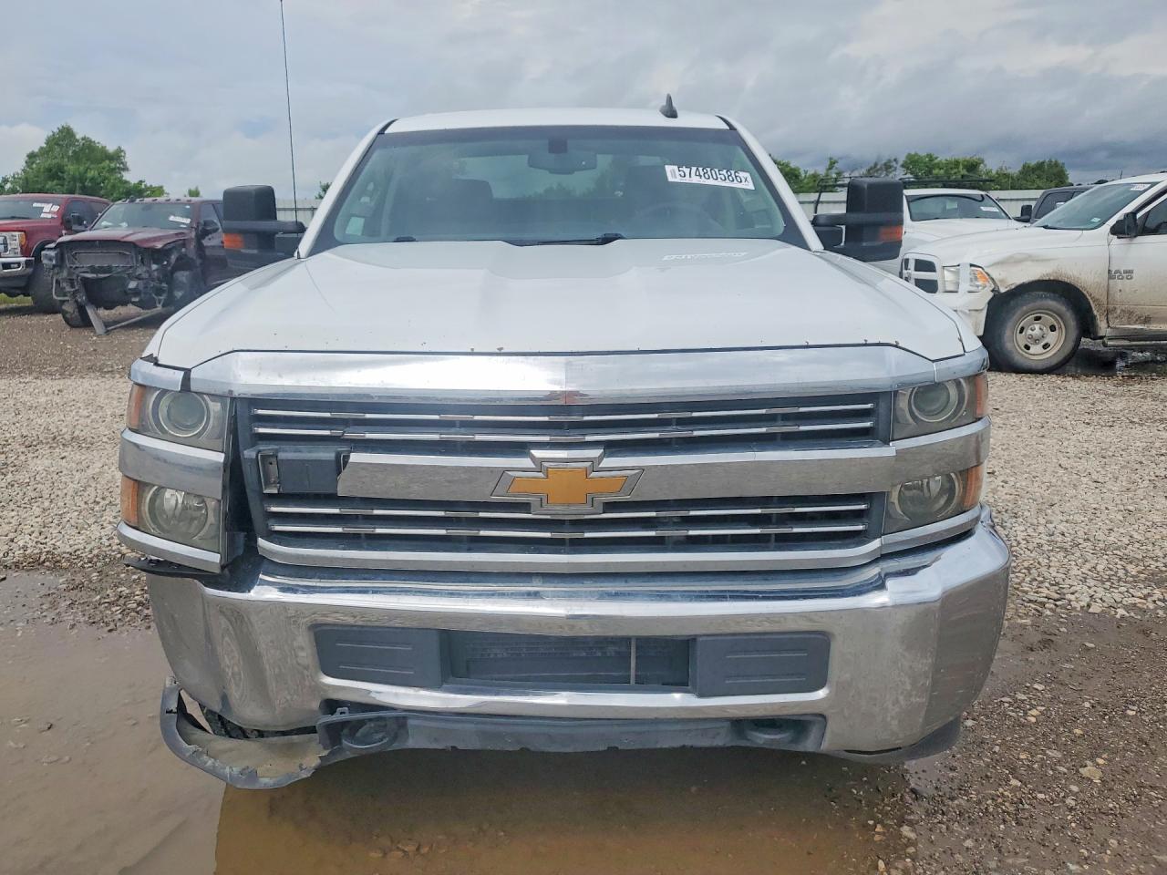 2016 Chevrolet Silverado 2500 VIN 1GC2CUEG4GZ389504 COPART salvage auction — Minor Dent/Scratches, TX - CERTIFICATE OF TITLE, sold $4,300 on 2026-07-09 (photo 5)