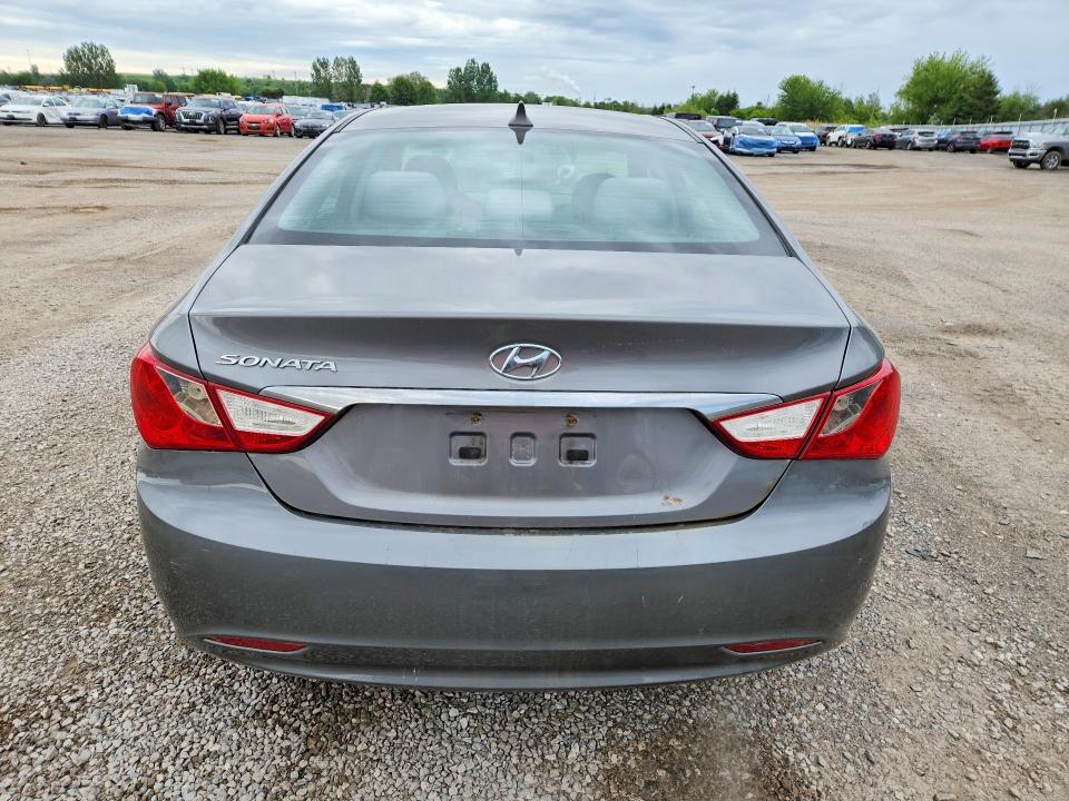 2011 Hyundai Sonata VIN 5NPEB4AC0BH086366 COPART salvage auction — UNDERCARRIAGE, ON - PERMIT NO BRAND - UNFIT, sold $825 on 2026-07-09 (photo 6)