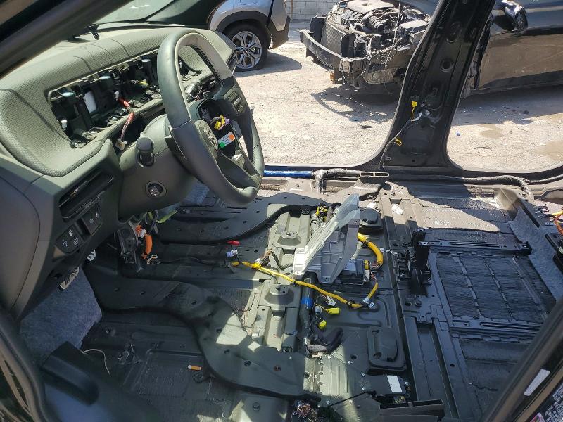 2025 Kia Ev6 VIN 5XYC4DJC4SG009802 COPART salvage auction — STRIPPED, Ca - Certificate Of Title, sold $6,500 on 2026-07-07 (photo 7)