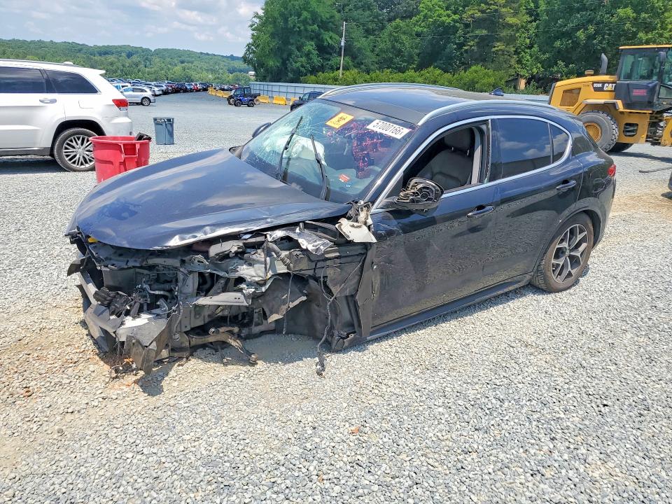2021 Alfa romeo Stelvio VIN ZASPAKBNXM7D17448 COPART salvage auction — FRONT END, NC - SALVAGE CERTIFICATE OF TITLE, sold $300 on 2026-07-30 (photo 1)
