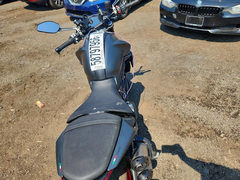 2023 Ducati Monster VIN ZDMMAMDT8PB008201 COPART salvage auction — SIDE, NJ - CERT OF TITLE-SALVAGE, sold $2,200 on 2026-08-06 (photo 6)