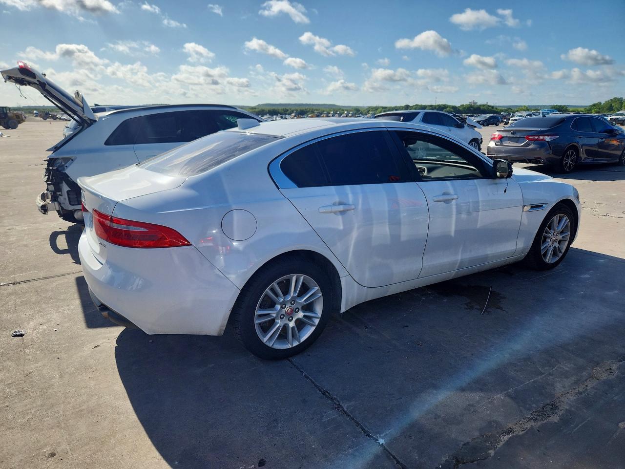 2018 Jaguar XE VIN SAJAD4FX7JCP34754 COPART salvage auction — Normal Wear, TX - CERTIFICATE OF TITLE, sold $1,400 on 2026-07-02 (photo 3)