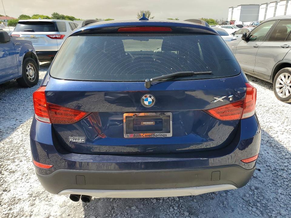 2015 BMW X1 VIN WBAVM1C50FV316109 COPART salvage auction — FRONT END, Fl - Certificate Of Title, sold $650 on 2026-07-10 (photo 6)