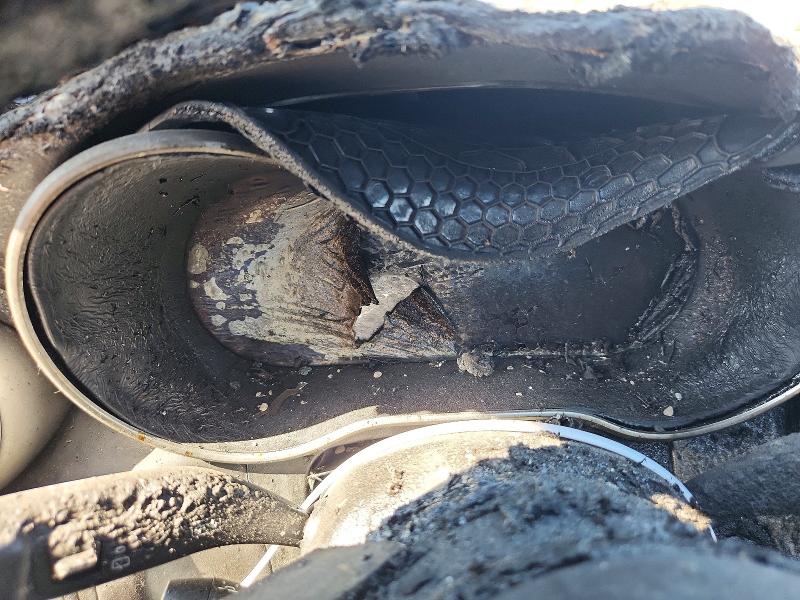 2022 Mercedes-benz Glc class VIN W1N0G6EB8NG055604 COPART salvage auction — BURN, Qc - Irrecuperable, sold $1,500 on 2026-07-07 (photo 9)