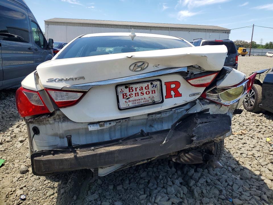 2011 Hyundai Sonata VIN 5NPEC4AC0BH217597 COPART salvage auction — FRONT END, NJ - CERT OF TITLE-SALVAGE, sold $475 on 2026-07-20 (photo 6)