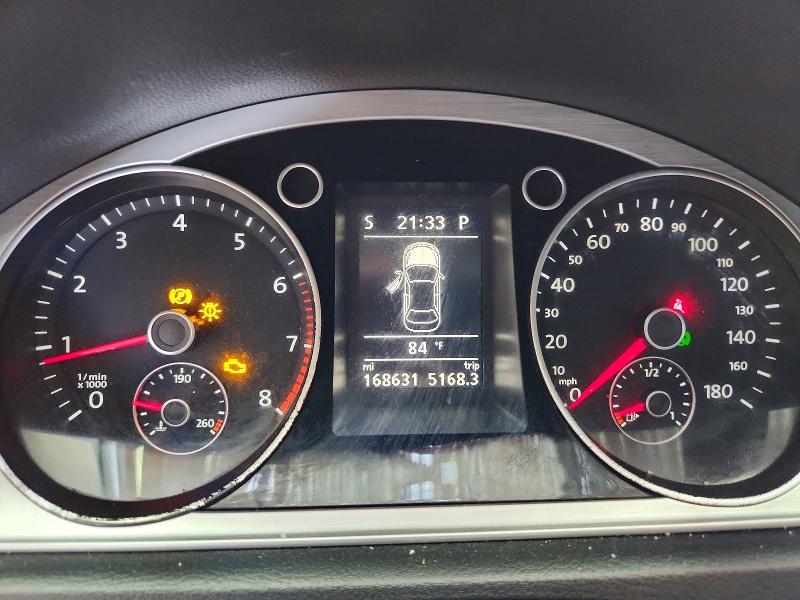2013 Volkswagen VIN WVWBP7AN3DE562412 COPART salvage auction — ROOF, Va - Cert Of Title - Salvage, sold $225 on 2026-07-10 (photo 9)