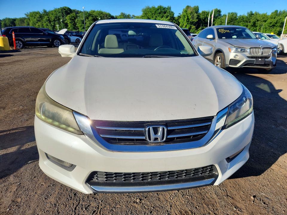 2014 Honda Accord VIN 1HGCR3F86EA004767 COPART salvage auction — MECHANICAL, Ct - Certificate Of Title, sold $2,150 on 2026-07-02 (photo 5)